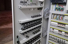 PLC控制柜的结构是什么？